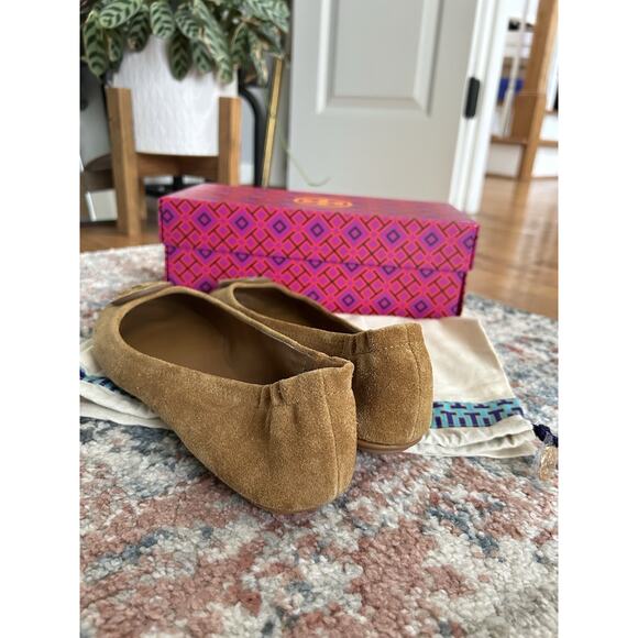 tory burch suede Logo Tan flats Size 7.5 - Picture 3 of 7